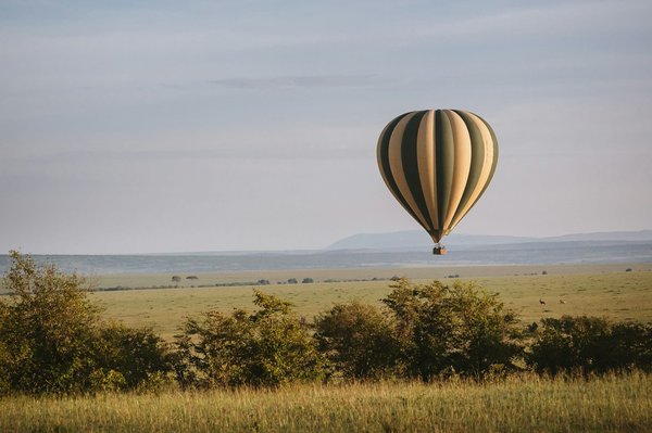 Quels sont les meilleurs itinéraires pour une balade en montgolfière en Cappadoce?